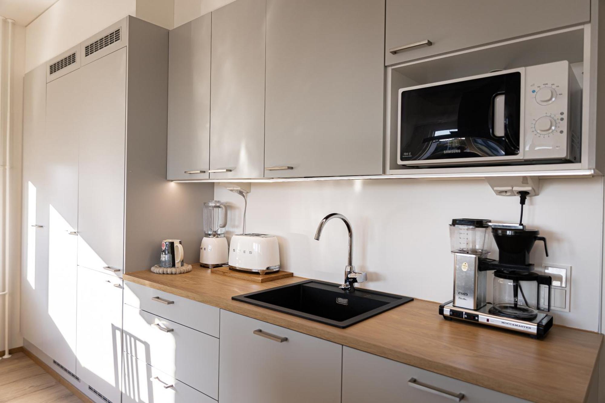 Hostit Cozy Apartments 罗瓦涅米 外观 照片