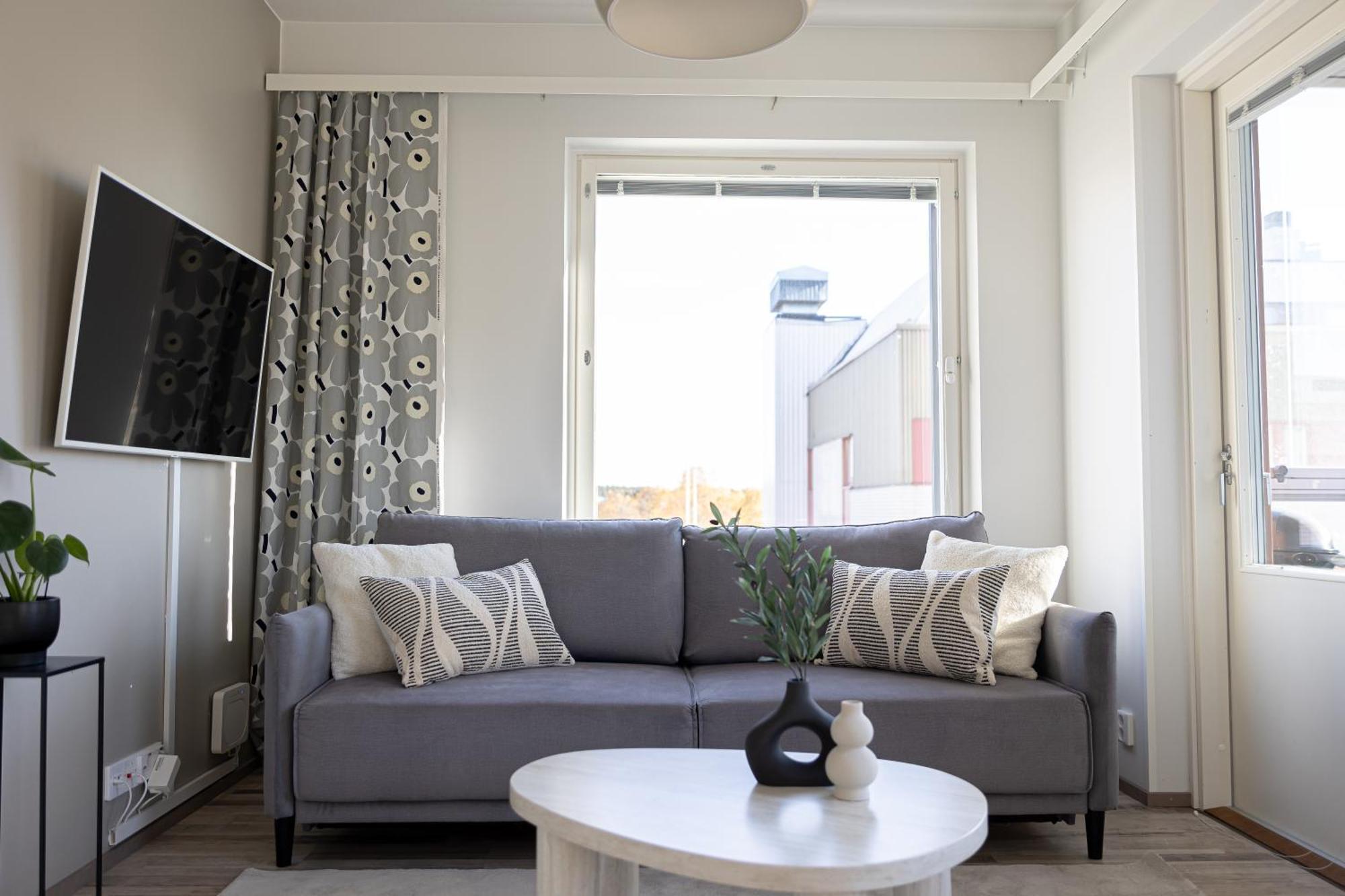Hostit Cozy Apartments 罗瓦涅米 外观 照片