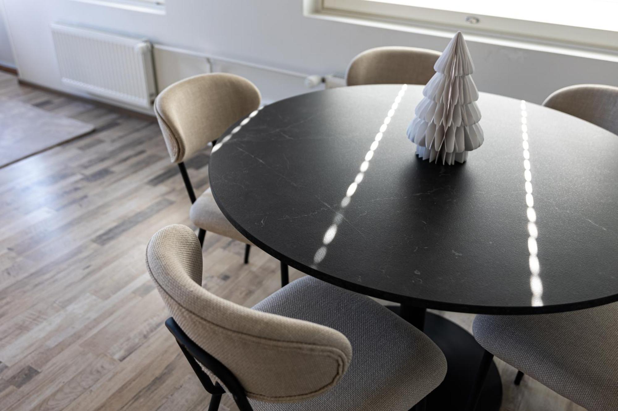 Hostit Cozy Apartments 罗瓦涅米 外观 照片