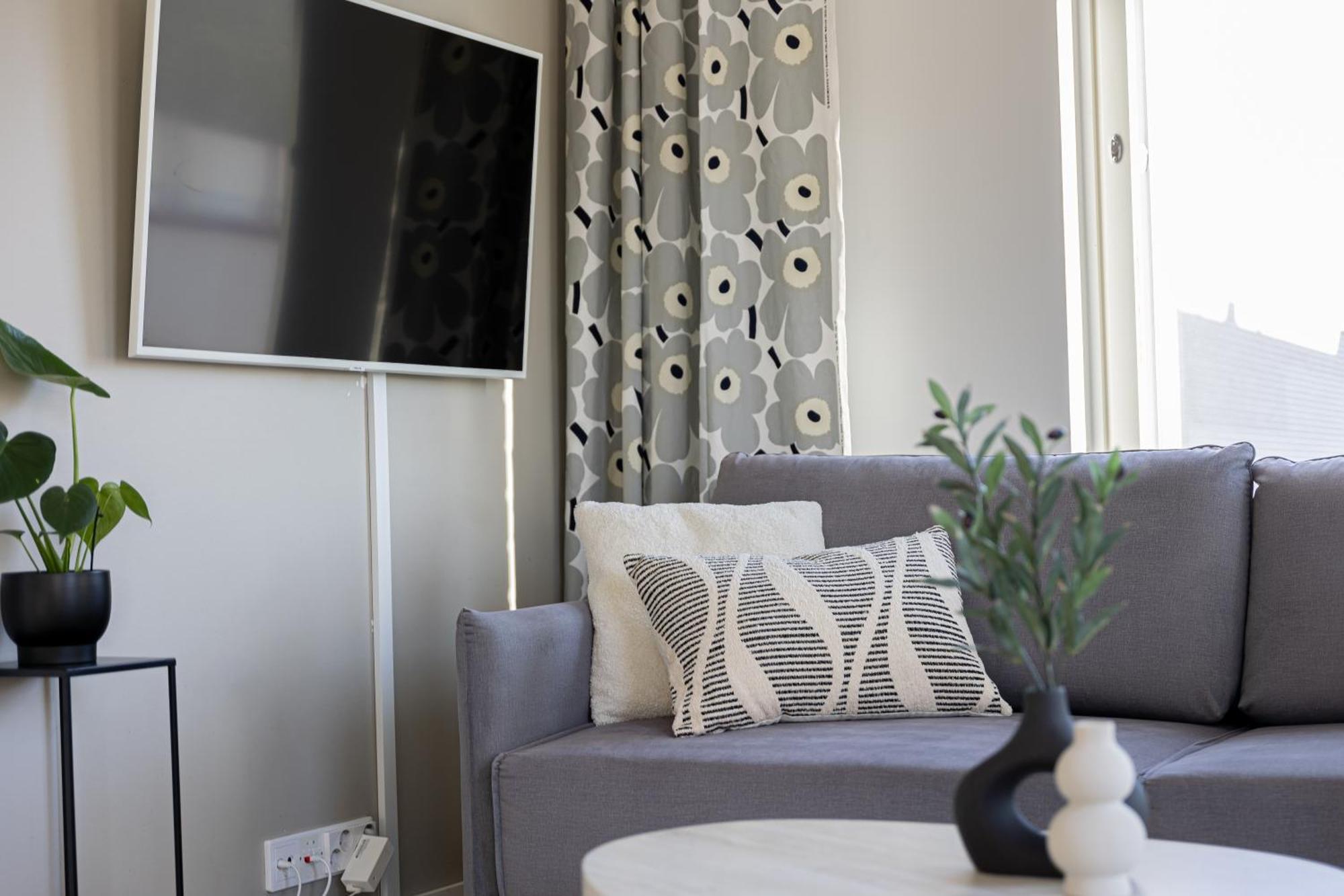 Hostit Cozy Apartments 罗瓦涅米 外观 照片