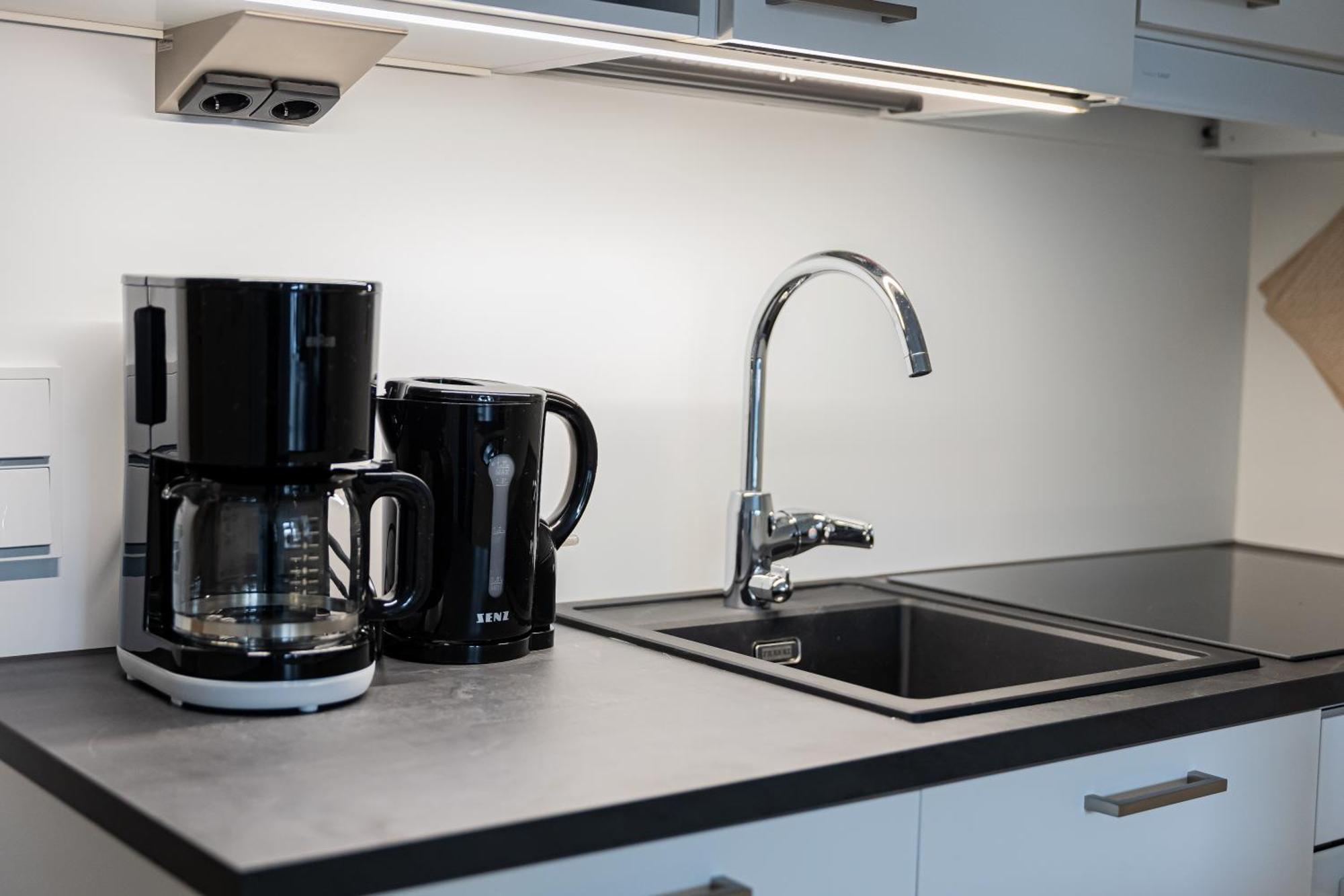Hostit Cozy Apartments 罗瓦涅米 外观 照片