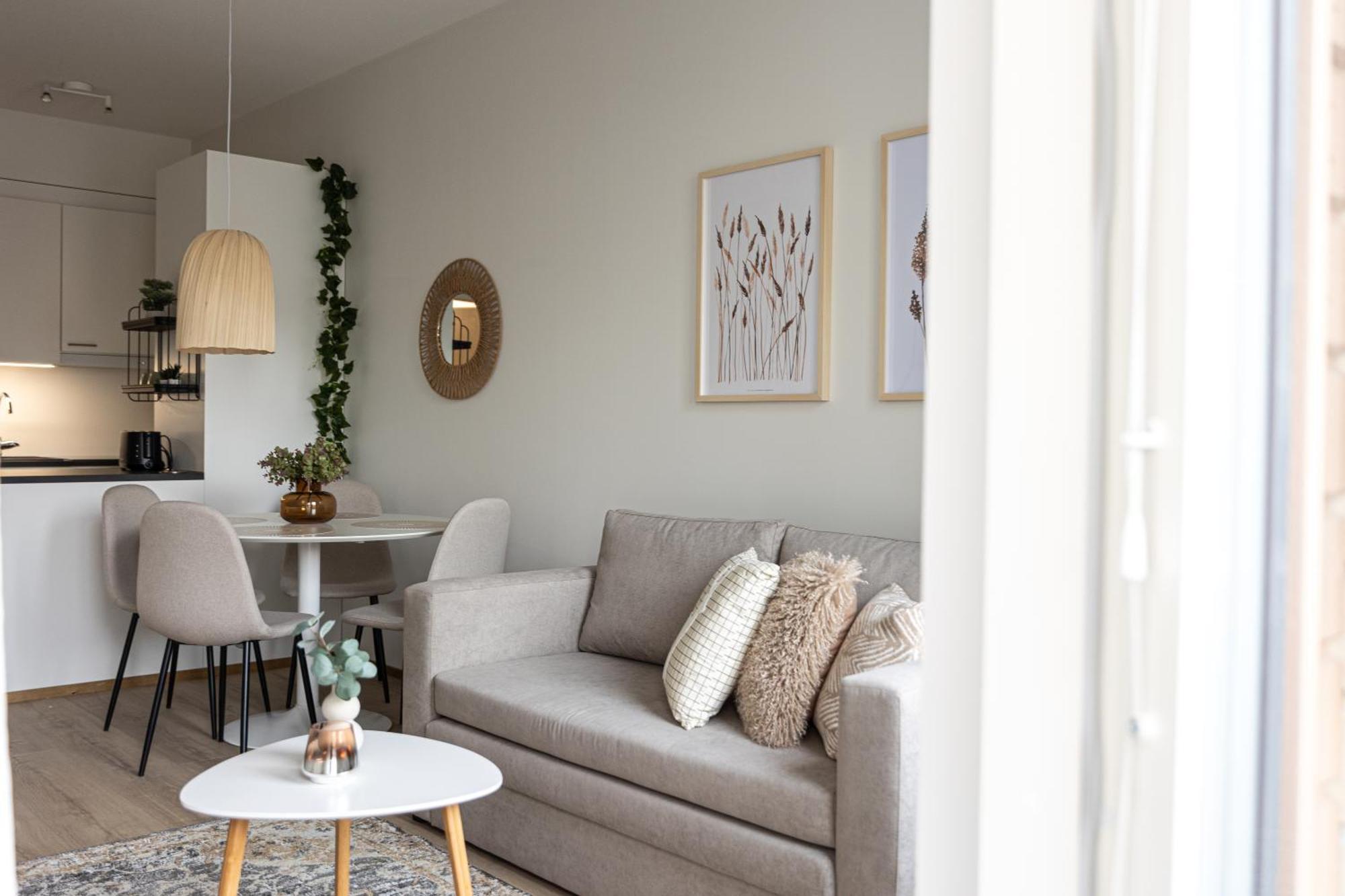 Hostit Cozy Apartments 罗瓦涅米 外观 照片
